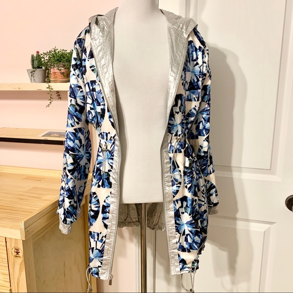 Festival Windbreaker Silver Foil Anorak Jacket - Picture 6 of 6